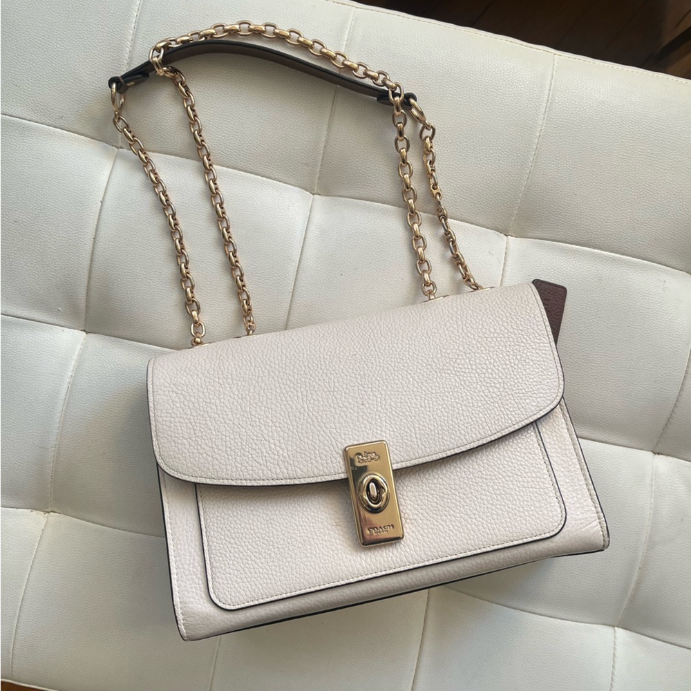 White Coach Bag - Gold chain